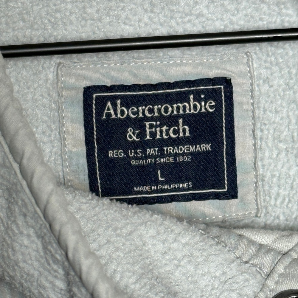Abercrombie & Fitch Womens Pullover Sweater L Gray Quilted Pocket Cozy Preppy - Picture 3 of 9